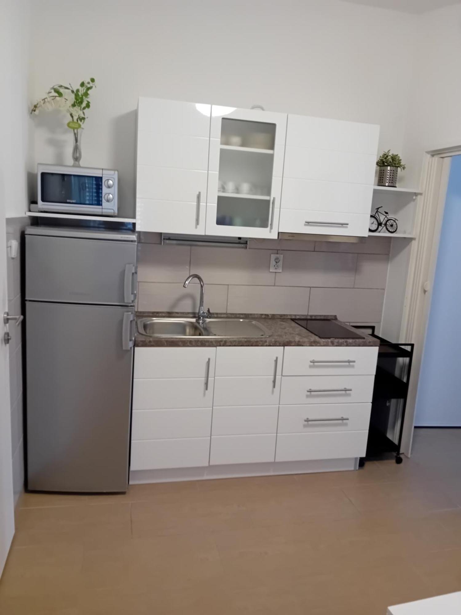 Apatmani Peternel Apartamento Vir Exterior foto