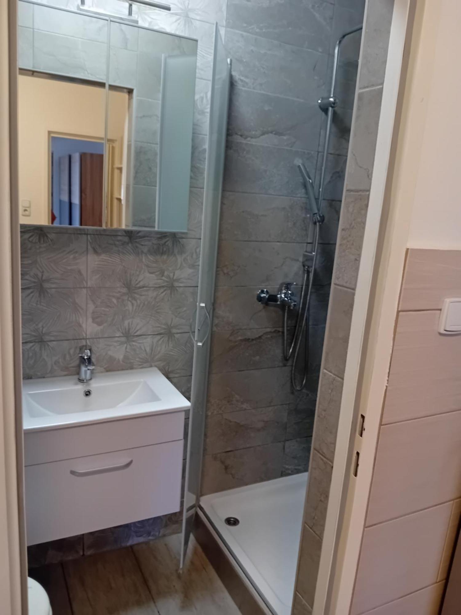Apatmani Peternel Apartamento Vir Exterior foto