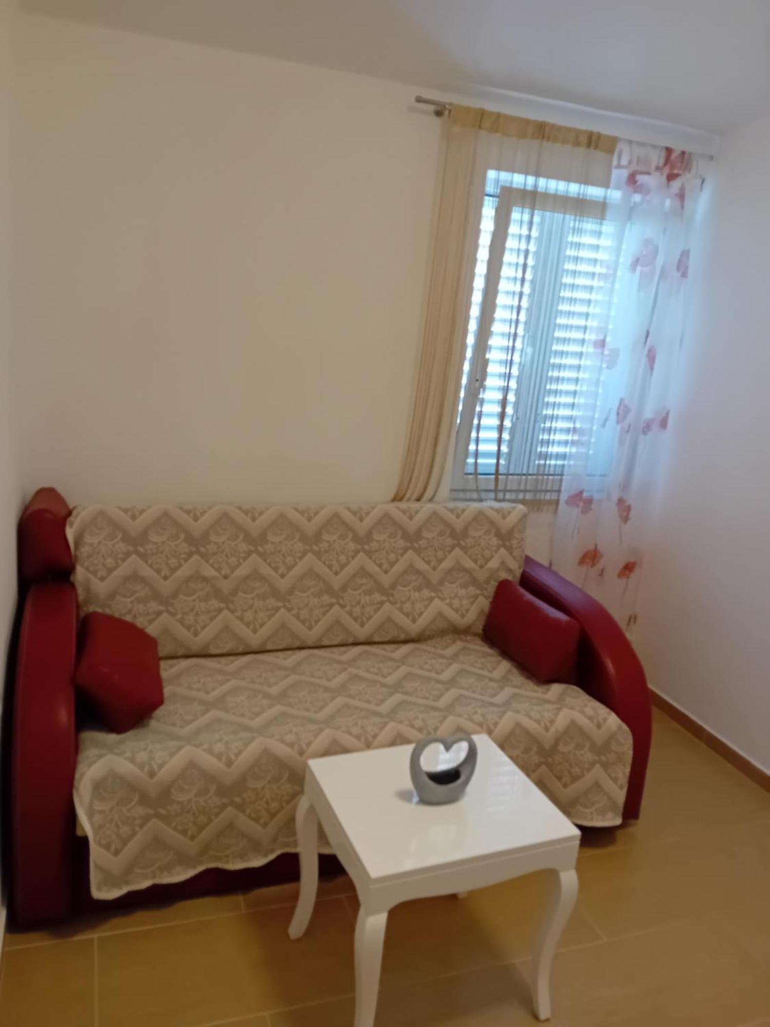 Apatmani Peternel Apartamento Vir Exterior foto