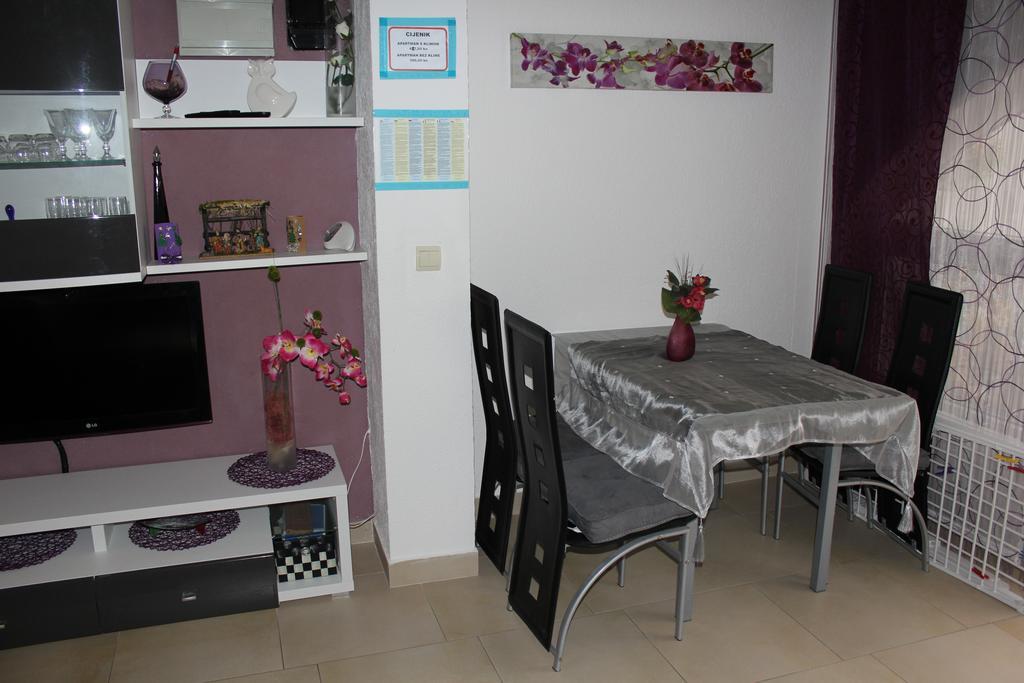 Apatmani Peternel Apartamento Vir Exterior foto