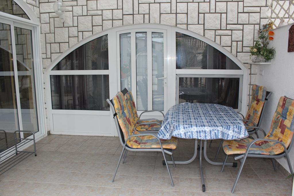Apatmani Peternel Apartamento Vir Exterior foto